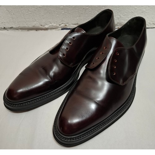 26 - Dunhill- Three pairs of gents shoes, European size 44, comprising a pair of boat shoes in navy, red ... 