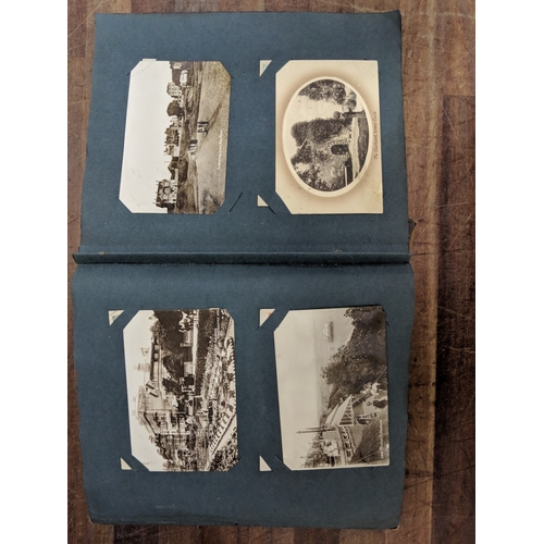 191 - A scrapbook containing photographs of conflicts, photos of landmark and some postcards of landmarks ... 