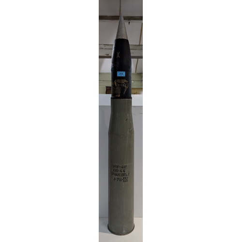 214 - A 100mm insert drill round for a Soviet Era Tank possibly a T-54 or T-55 bearing UOF-412 100-4 4 GYA... 