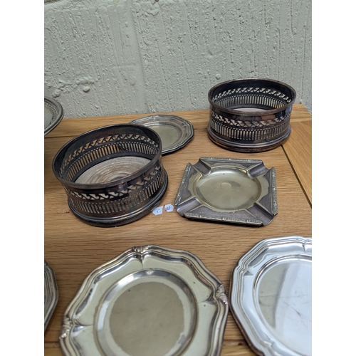 327 - Mixed silver plated items to include a pedestal basket having pierced decoration swig handle, in ova... 