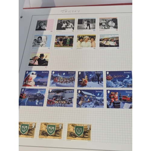 41 - Postage stamps from around the world to include Korea, Australia, Zambia, Isle of Man, Guernsey and ... 