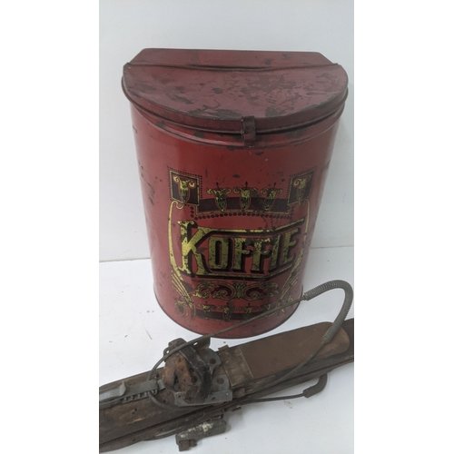 243 - A vintage set of skis along with a galvanised metal Koffie Bin Location:
If there is no condition re... 