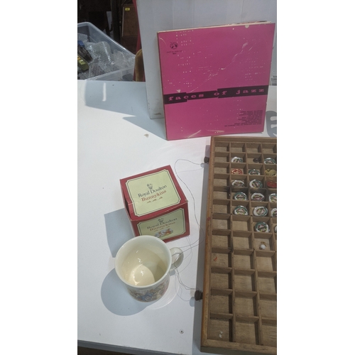 56 - A mixed lot to include a boxed Royal Doulton Bunnykins mug, a modern Chinese ginger jar, a boxed Bes... 