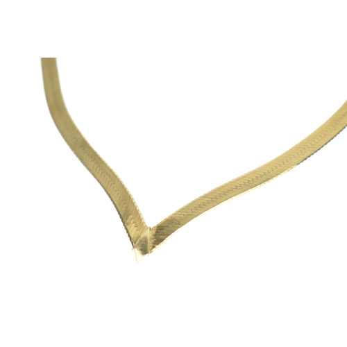 28 - A 9ct yellow gold herringbone chain necklace with lobster claw clasp, stamped 375 Italy, approx 42cm... 