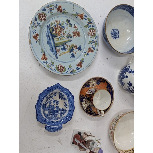 13 - 18th century and later English ceramics to include a Worcester blue and white chinoiserie pattern te... 
