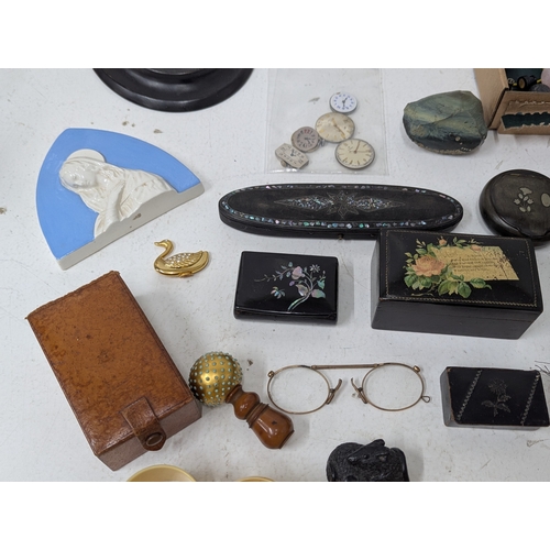 14 - Mixed collectables to include five Bakelite napkin rings having silver mounts, a Victorian black pap... 