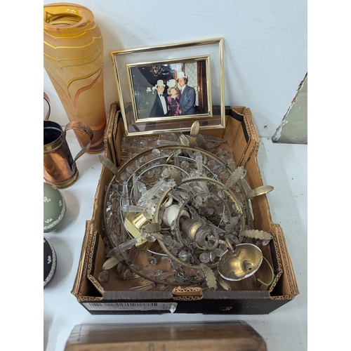 16 - A mixed lot to include Wedgwood Jasperware, a marble Art Deco desk tidy, mixed metalware and ceramic... 