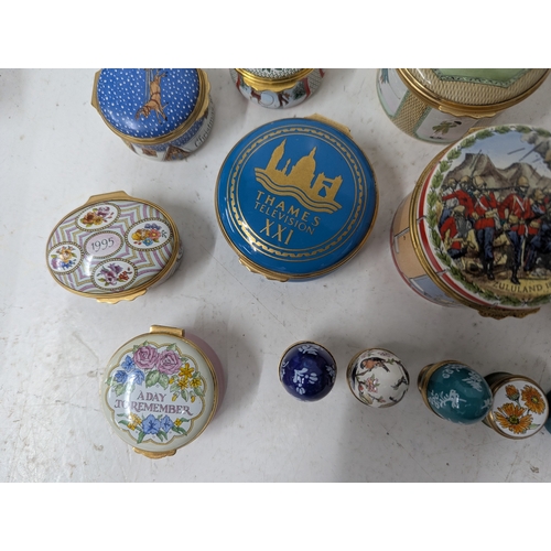 60 - A collection of enamelled trinket boxes, mainly by Halcyon Days, examples to include Bilston and Bat... 
