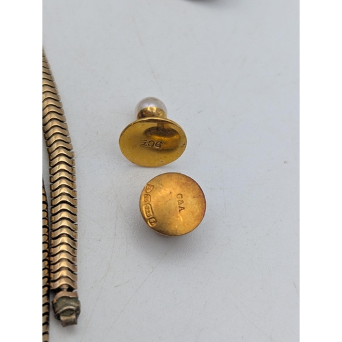 13 - A 15ct yellow gold dress stud 0.5g together with a 9ct yellow gold and pearl dress stud 0.7g, three ... 