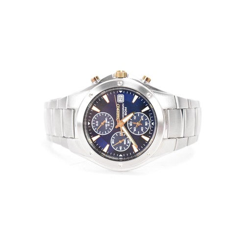 3 - A Seiko chronograph, quartz, gents, stainless steel wristwatch, having a black dial, luminous marker... 