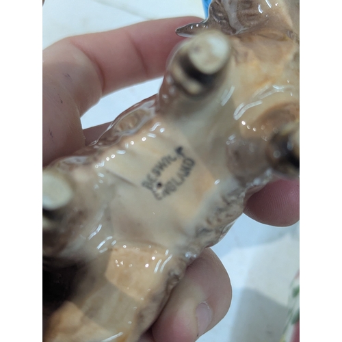 15 - A mixed lot of ceramics to include an assortment of bovine related ceramics to include a Beswick tog... 