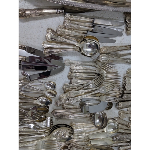 33 - Silver plated and E.P.N.S. items to include assorted flatware and cutlery, a large tray stand fashio... 
