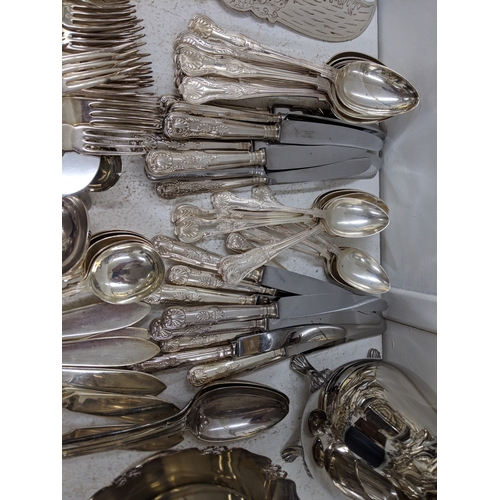 33 - Silver plated and E.P.N.S. items to include assorted flatware and cutlery, a large tray stand fashio... 
