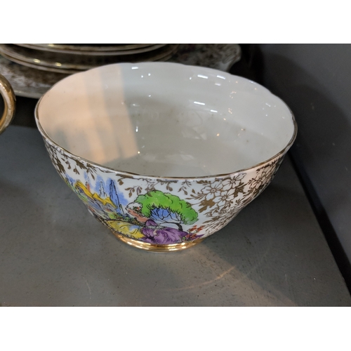 46 - A Garden House bone china 21-piece Crinoline Lady part tea set Location: 3-1
If there is no conditio... 