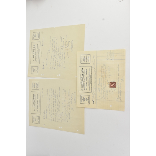 11 - A Harwood automatic, 9ct gold wristwatch, import marks for Glasgow 1928, the silvered dial with Arab... 