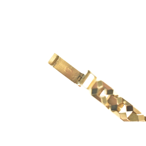 46 - A Titus 18ct gold ladies manual wind wristwatch, the dial having Arabic numerals and subsidiary seco... 