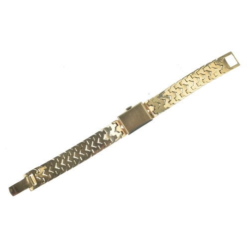 55 - An Aureole 14ct yellow gold ladies manual wind wristwatch, the square dial having baton markers and ... 