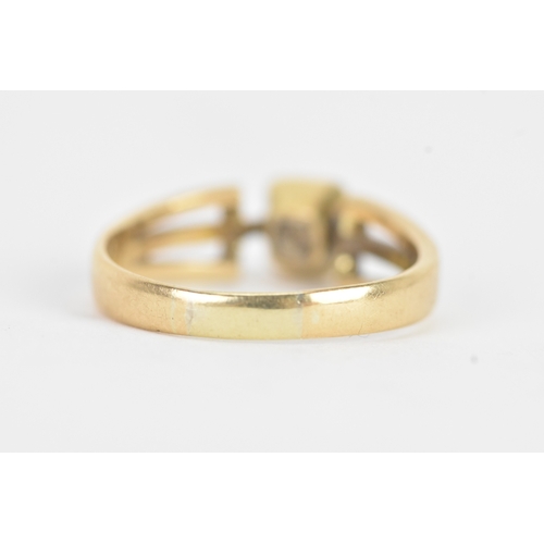 26 - An emerald 18ct yellow gold dress ring, the flush set emerald measuring approximately 4.2mm x 5mm, t... 