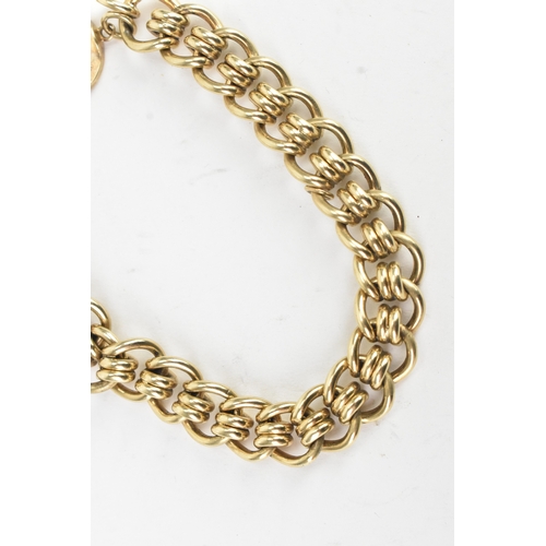 46 - A 9ct yellow gold fancy link chain bracelet, featuring an interlocking spring link design, with spri... 
