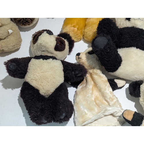 40 - Vintage teddy bears, pandas and TV show characters to include Fozzie bear from The Muppet Show, a wi... 