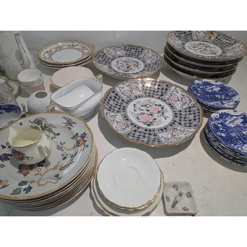50 - A mixed group of ceramics to include blue and white Pearlware jug, Royal Worcester, Aynsley and othe... 