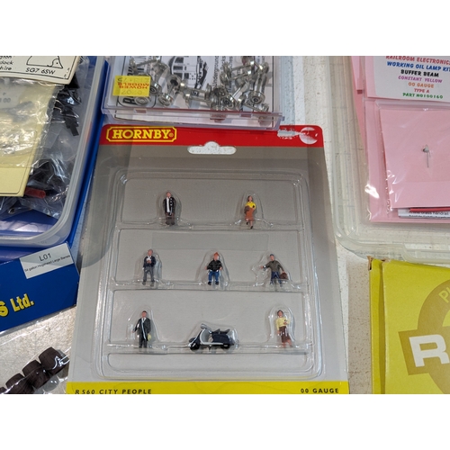 60 - A large collection of 00/HO gauge model railway hobby accessories, kits, parts, mainly by Hornby, ma... 