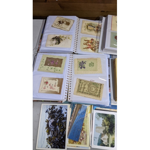 16 - 220 early 20th century greeting cards and some post cards
Location: A3M
If there is no condition rep... 