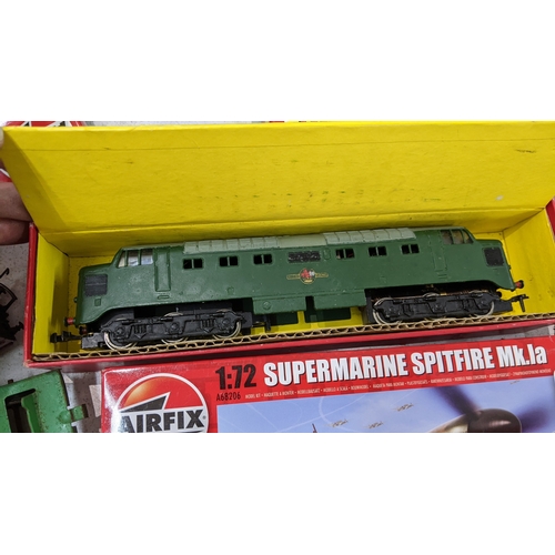 23 - A mixed lot of toys to include two boxed Hornby 00 gauge locomotives, Airfix and other items
Locatio... 