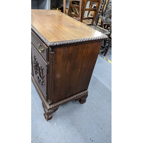 4 - A George V mahogany cabinet having a single drawer above two cupboard doors, 74H x 82W
Location: A4B... 