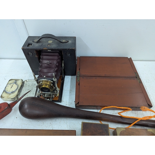 Collectables to include a Kodak no 3 camera, a small walnut box, a ...