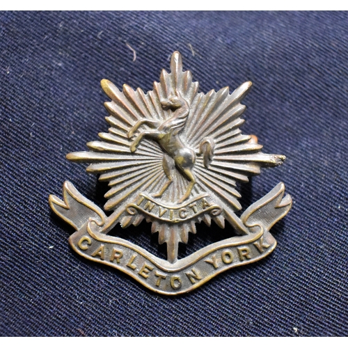 195 - The Carleton & York Regiment (Canada) Cap Badge (Bronze), lugs. Part of the 1st Battalion, The Royal... 