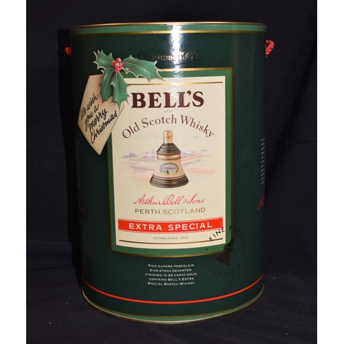 12 - Bell's Christmas 1989. The 1989 release of Bell's formerly annual Christmas decanter series. The con... 