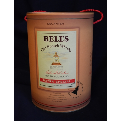 6 - Bell's Old Scotch Whisky - Extra Special. (No Date) Finished in 22 carat Gold