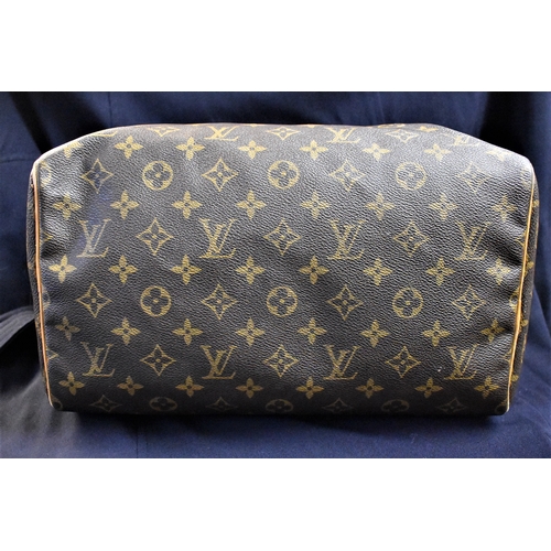 420 - Louis Vuitton Authentic Speedy 30 Monogram handbag. Used condition, but had no major wear. Padlock a... 