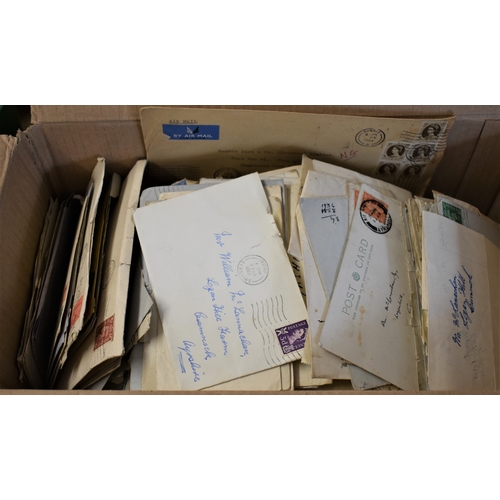 250 - Great Britain - A carton of envelopes from a correspondence , much KGVI and early QEII (100')