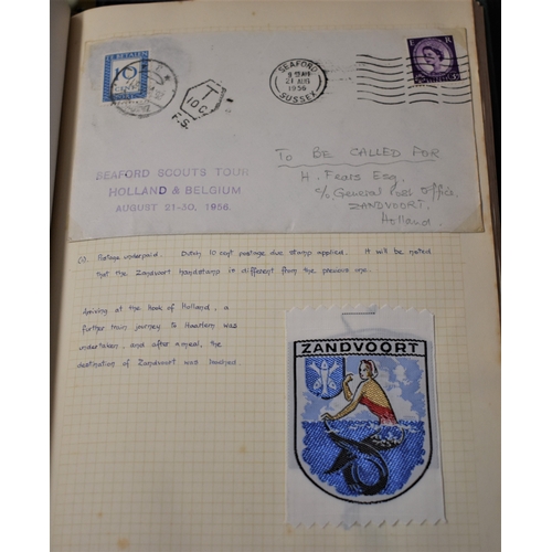 299 - Scouting - An album with sets and covers, some badges, Dutch issues. Nice lot!