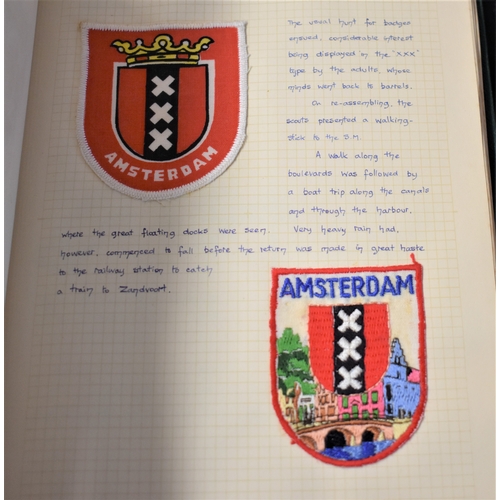 299 - Scouting - An album with sets and covers, some badges, Dutch issues. Nice lot!