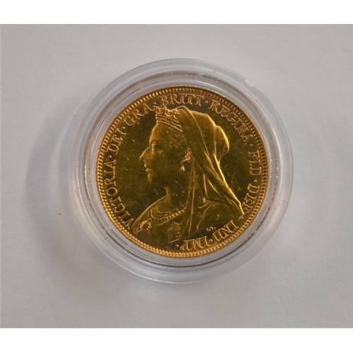 42 - Gold 1900 Victoria old Head Sovereign, GEF