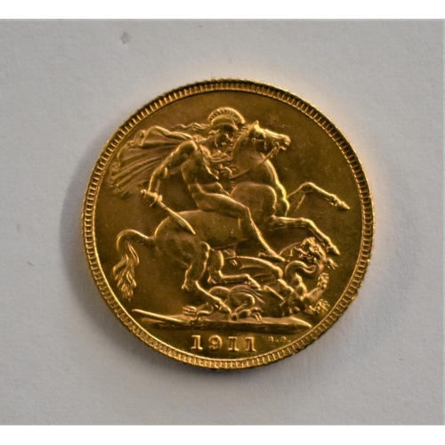 57 - Gold 1911 KGV Sovereign, EF