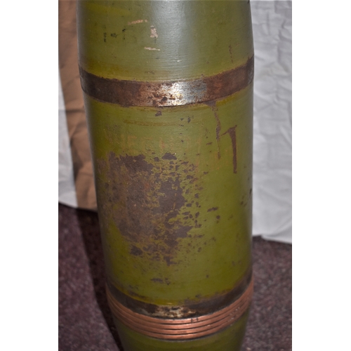 8 - Russian WWII M1937 (M1-20 Howitzer 152mm Soviet Artillery round, Museum quality with near mint paint... 