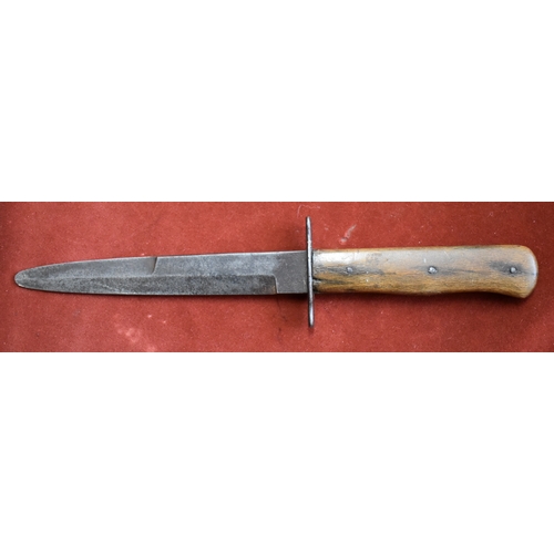 4 - German WWII Luftwaffe Kampfmesser Boot Knife Trench Dagger, with makers mark on the blade.