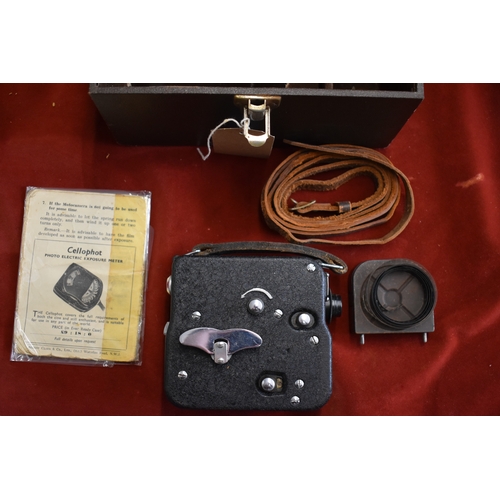 522 - Pathéscope 'H' 9.5mm Film Cine Projector Pathéscope Moto camera 9.5mm cine camera. Pathe, Made in Fr... 