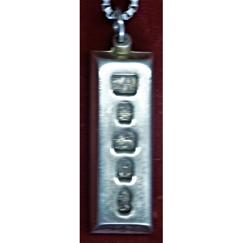 156 - A silver 1oz ingot on Venetian box chain. Total weight 40 grams