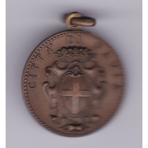 461 - Italian WWI Medal Gorizia - For the City of Pavia Brigade 1916, written on the reverse under a laure... 