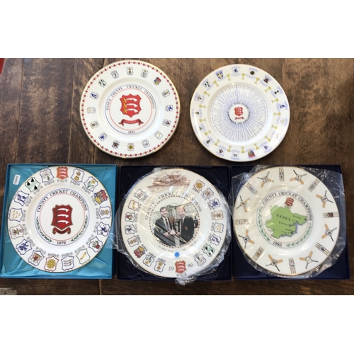 599 - Cricket Plates Essex. Size 140mm. 1 x 1993 Cricket Champions (Boxed) Limited edition bone China, Coa... 