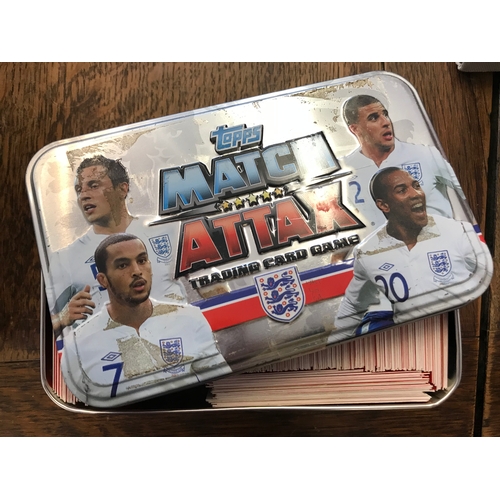 655 - Match Attax Football cards in a Match Attax tin (few 100s)