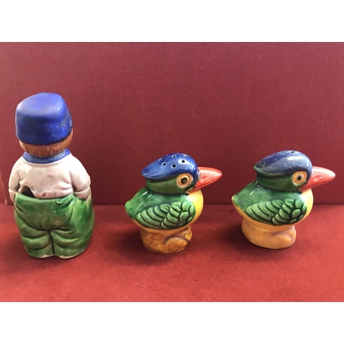 771 - Salt & Pepper Kingfisher Birds (Japan) no stoppers and lidded pot in the shape of a person (2