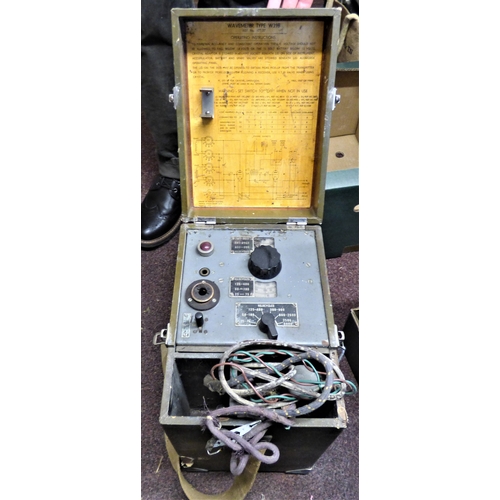 254 - British WWII Royal Navy/RAF Wavemeter W39B, Although a passive instrument can be used to check a tra... 