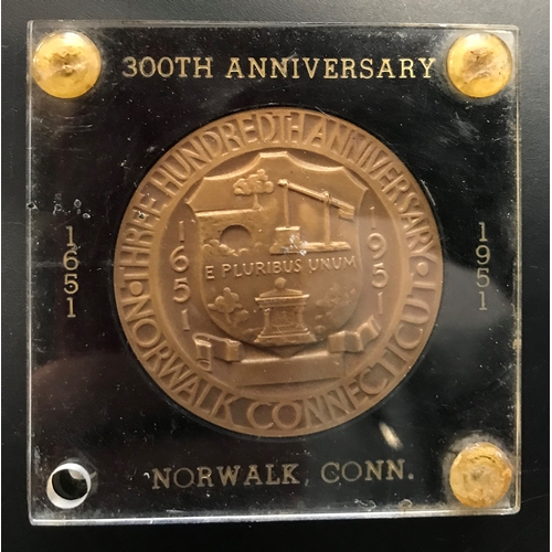 64 - USA Medallion (Norwack Conn) 50mm Bronze medallion Norwack 1651-1951 300th Anniversary Bronze Cased