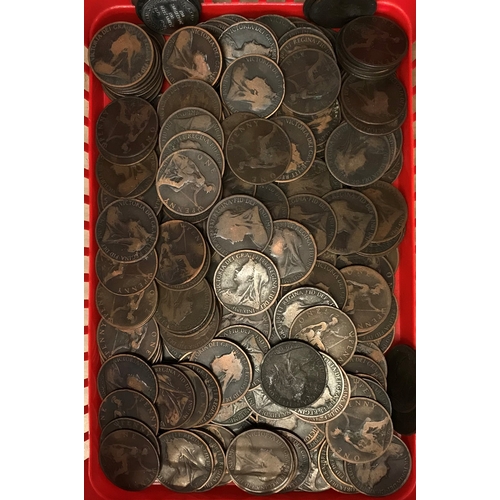 89 - Mixed quantity of Victorian Pennies, kilos